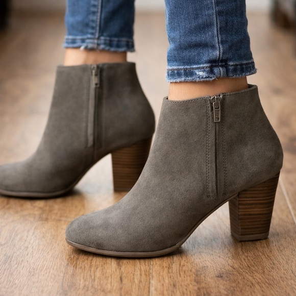 Old Navy Shoes - Old Navy Suede Ankle Boots